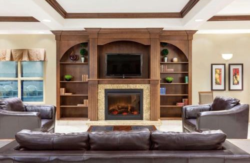 Weyburn Hotel | Ramada by Wyndham Weyburn