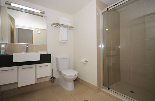 Urangan Hotel | Ramada Hervey Bay