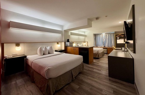 Bloomington Hotel | Ramada Limited by Wyndham, Bloomington I-55 & I-74 IL
