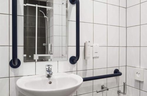 Bishop's Stortford Hotel | Ramada London Stansted Airport