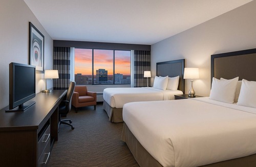 Regina Hotel | Ramada Plaza by Wyndham Regina Downtown