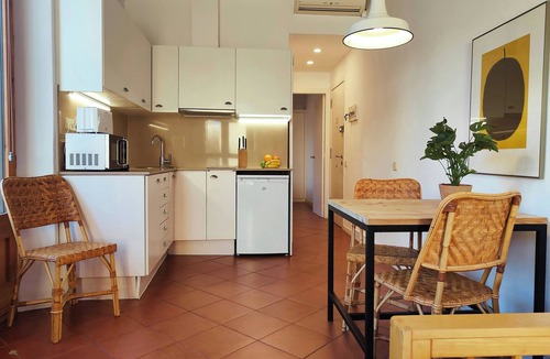 Gothic Quarter Apartment | Rambla F - Plaça Catalunya, great views!