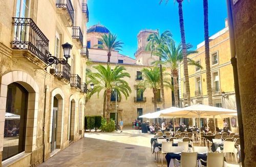 Alicante City Centre Apartment | Rambla Home by Gloove