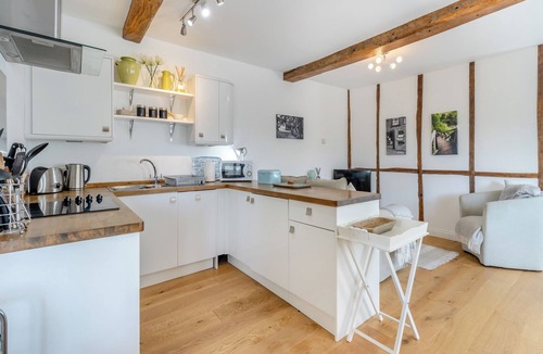 Hereford Cottage | Rambler's Hideaway - UK45414