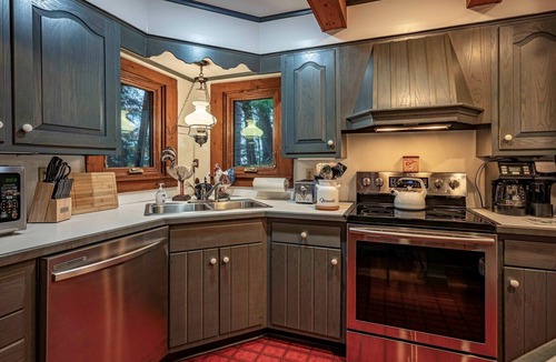 Town of Webb House | Ramona Point on 4th Lake