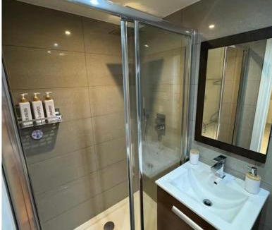 Woodside House | Ramonas Room