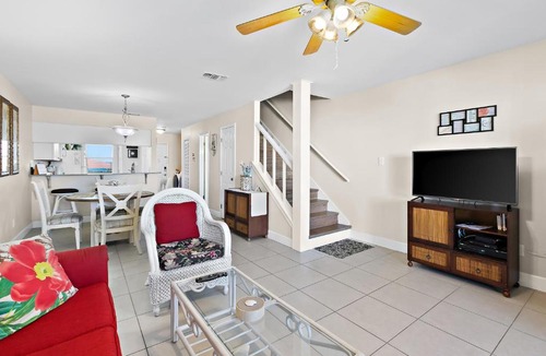 Sunnyside Hotel | Ramsgate Harbor 62