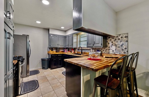 Tulsa County Other | RANCH 3BRHOUSE & BARN. HORSE&PET FRIENDLY. GATED. SLEEPS 7. GLENPOOL CITY LIMITS