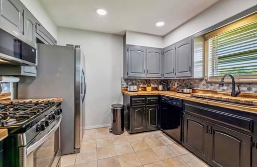 Tulsa County Other | RANCH 3BRHOUSE & BARN. HORSE&PET FRIENDLY. GATED. SLEEPS 7. GLENPOOL CITY LIMITS
