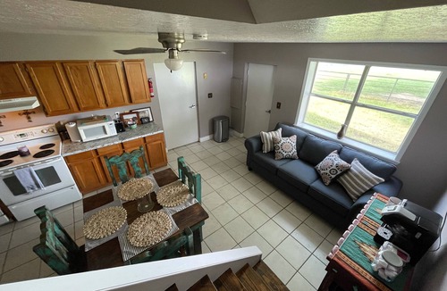 Oakland House | Ranch * Barndominium * Bass Fishing * Country Life * Family Fun * Splashway!