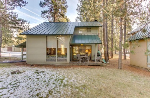 Sunriver House | Ranch Cabin 12 | Discover Sunriver