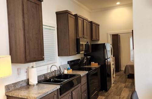 Tyler Cottage | Ranch CabinnModern Tiny home on beautiful Ranch!