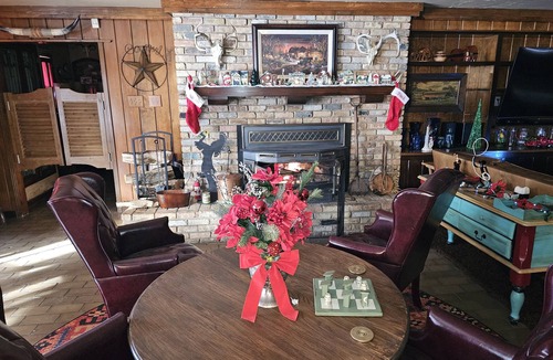 Denison House | Ranch home 3 bedroom 3 bath, in ground pool, pool house with half bath games.