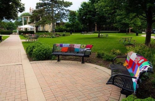Libertyville House | Ranch Home with Air Hockey and PacMan near Naval Base