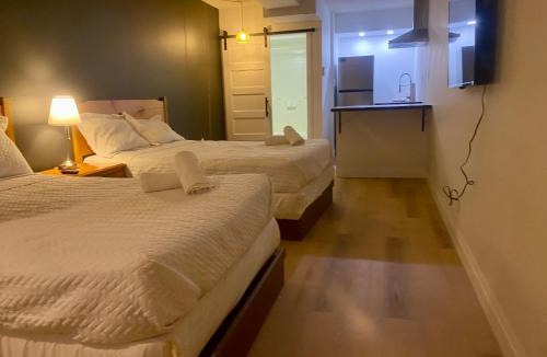 Exeter Hotel | Ranch House Inn