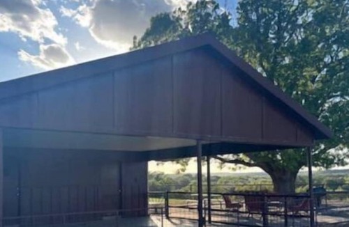 Junction Cabin | Ranch House on the river! 3-Bedroom, 1-Bathroom