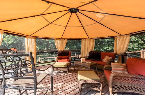 Sanford House | Ranch O Relax O , Manitoba's best kept secret !