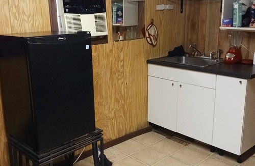 Sinton Cottage | Ranch style camp setting