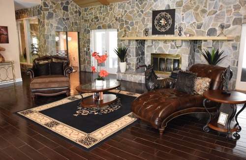 Fairvilla House | Ranch Style Mansion