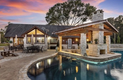 Tomball House | Ranch Style Paradise * Resort Style Pool *