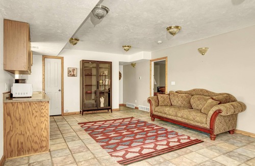 Spring City Apartment | Ranchette Ponderosa - The Freemont #2 at Wind Walker Homestead, Sleeps 7