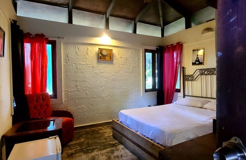 La Vega Province House | Rancho Fernandez