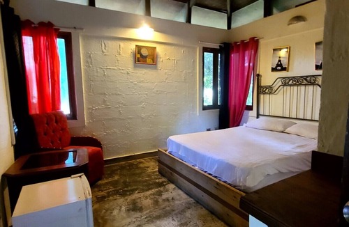 La Vega Province House | Rancho Fernandez