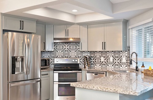 Sacramento House | RanchoHouse with Pool LargeYard Downtown Shopping