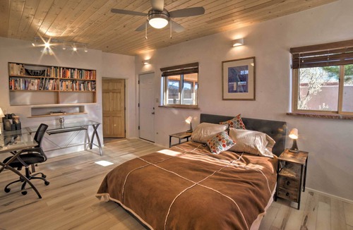 Taos Apartment | Ranchos de Taos Casita by Downtown & Trails!