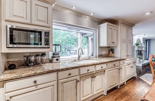South Oklahoma City House | Ranchwood Manor Escape: Pool, Yard, Comfort in OKC