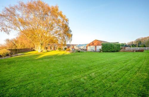 Brands Hatch House | Randall Farm