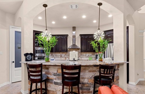 Schertz House | Randolph Central, 1-story, Chef Kitchen