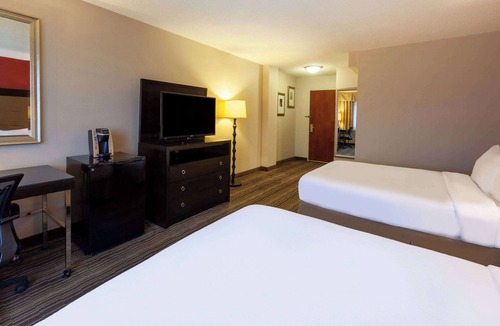 Liverpool Hotel | Randolph Hotel Liverpool/Syracuse/Airport West, Trademark