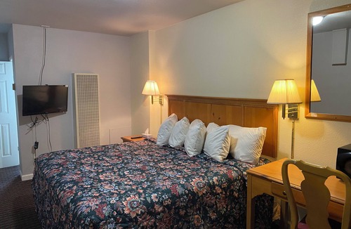 Cheyenne Hotel | Ranger Motel