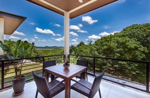 Langkawi Villa | RANIS LODGE ANGAH & BREAKFAST