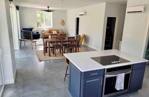 Palisade House | Rapid Creek Retreat