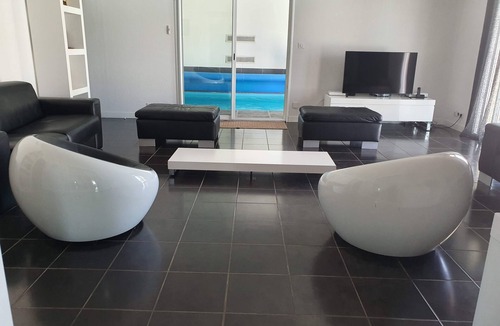 Beaufort-sur-Gervanne Villa | Rare! 2 private swimming pools