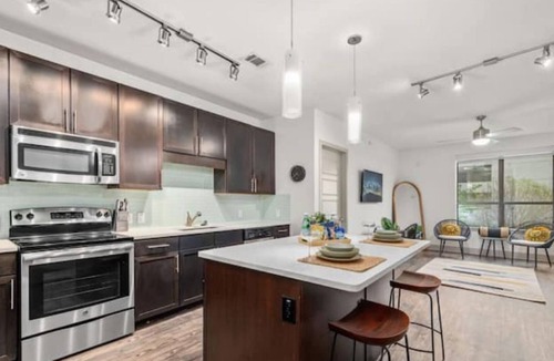 Cedar Crest Apartment | Rare 2BR 2BA w/ Court Yard Views