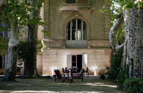 Montlaur House | Rare. An oasis of freshness at the gates of Carcassonne pool and shaded park.nn