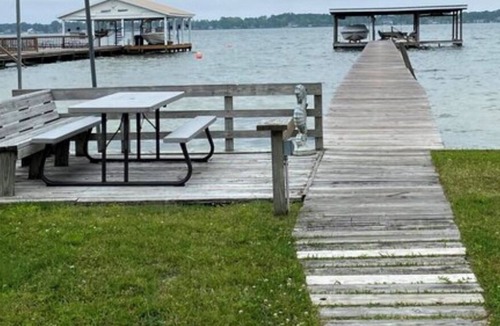 White Lake House | Rare availability