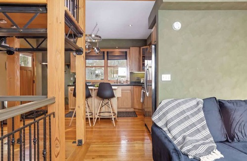 Elliot Park House | Rare Downtown Carriage House | Walk to US Bank