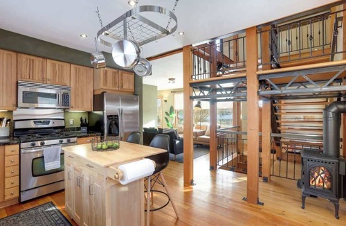 Elliot Park House | Rare Downtown Carriage House | Walk to US Bank