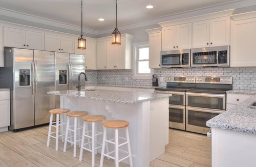 Long Beach House | Rare Find! 14 bed 8 bath Sleeps 26. Private. Ocean Views. Pool Hot Tub. Elevator