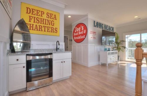 Long Beach House | Rare Find! 14 bed 8 bath Sleeps 26. Private. Ocean Views. Pool Hot Tub. Elevator