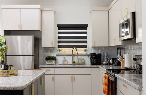 San Juan Apartment | RARE FIND- on the expressway apartment