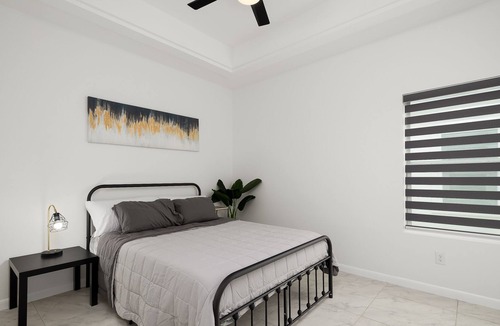 San Juan Apartment | RARE FIND- on the expressway apartment