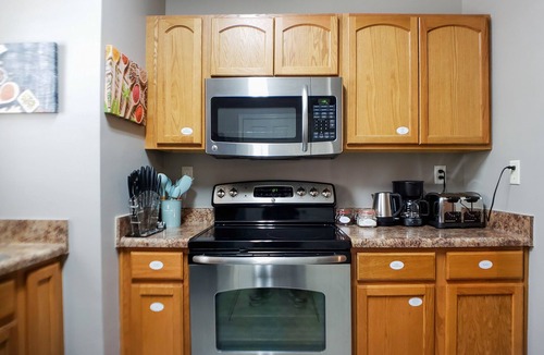 Uptown House | Rare Home w/Garage Downtown Memphis King Bed WiFi