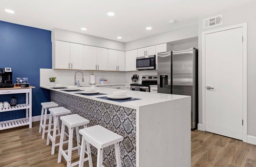 San Antonio House | Rare Opening Mothers Day Weekend | 4BR | SeaWorld