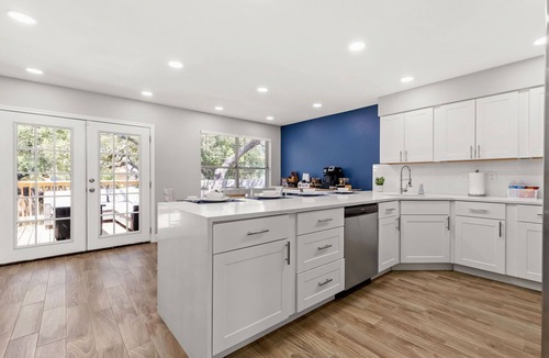 San Antonio House | Rare Opening Mothers Day Weekend | 4BR | SeaWorld