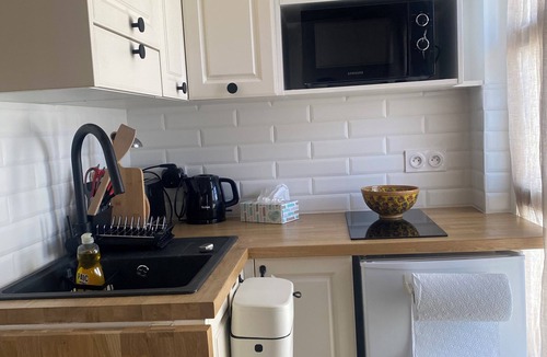 Quartier de la Folie-Mericourt Apartment | Rare pearl near République